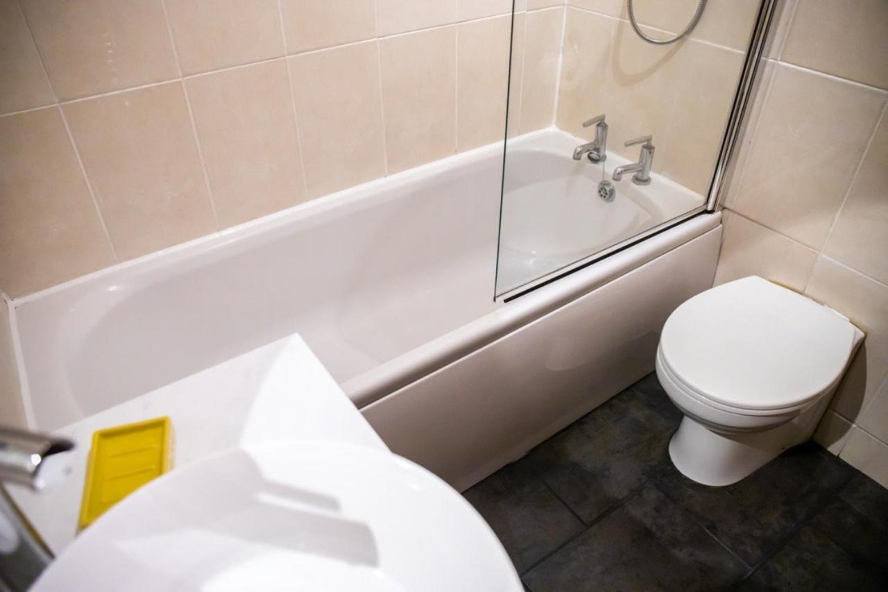 Guestready - Homely Leeds City Apartment Sleep 4 Meanwood 外观 照片